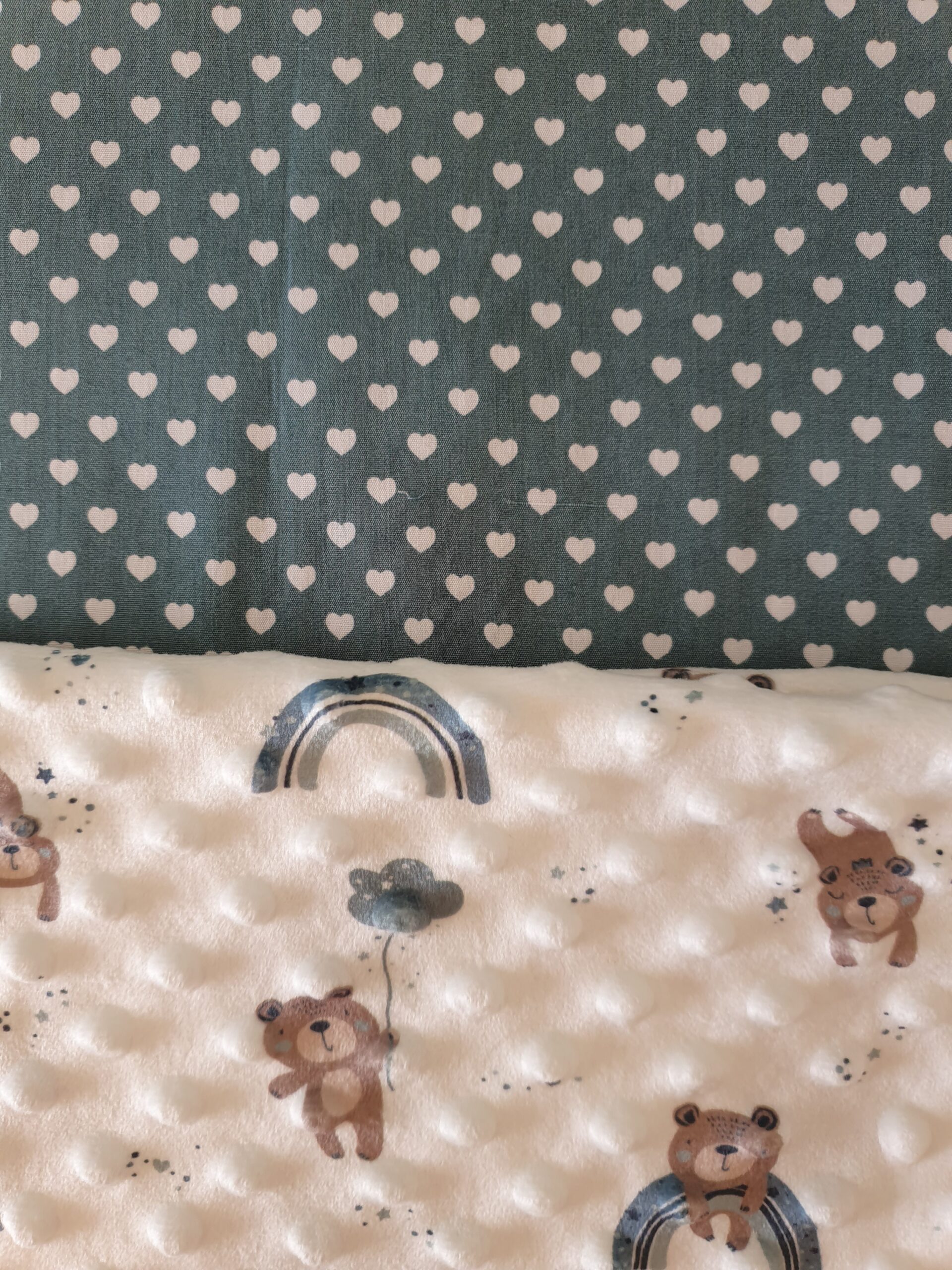 Minky ourson et coton vert menthe à cœur Minky ourson et coton vert menthe à cœur